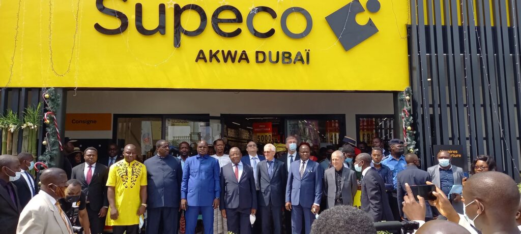 Ouverture du premier Supeco à Douala